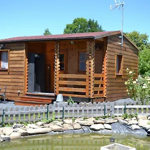 Le Jardin Des Pierres Brunes Bed & Breakfast